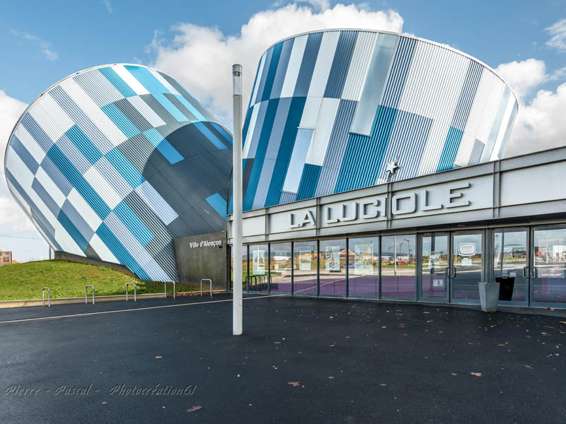 Façade du bâtiment de La Luciole