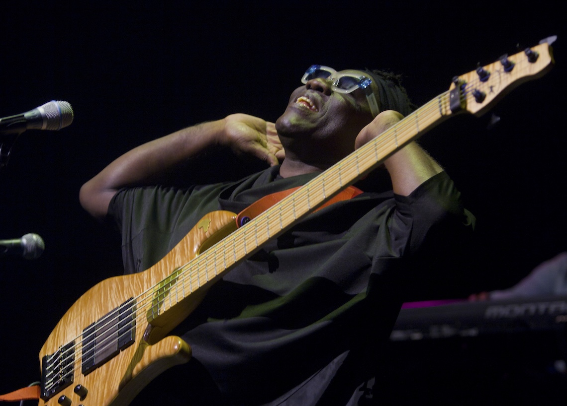 richard-bona-collins-t