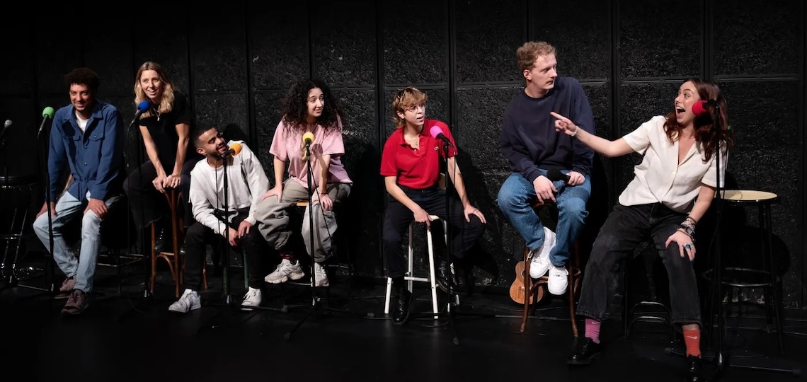 mohamed-el-khatib-stand-up-yohanne-lamoulere